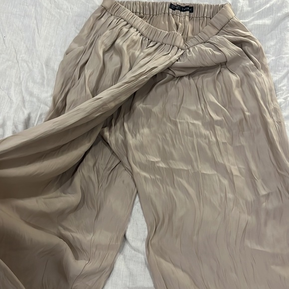 Zara Nude Silky Pants - Picture 3 of 3